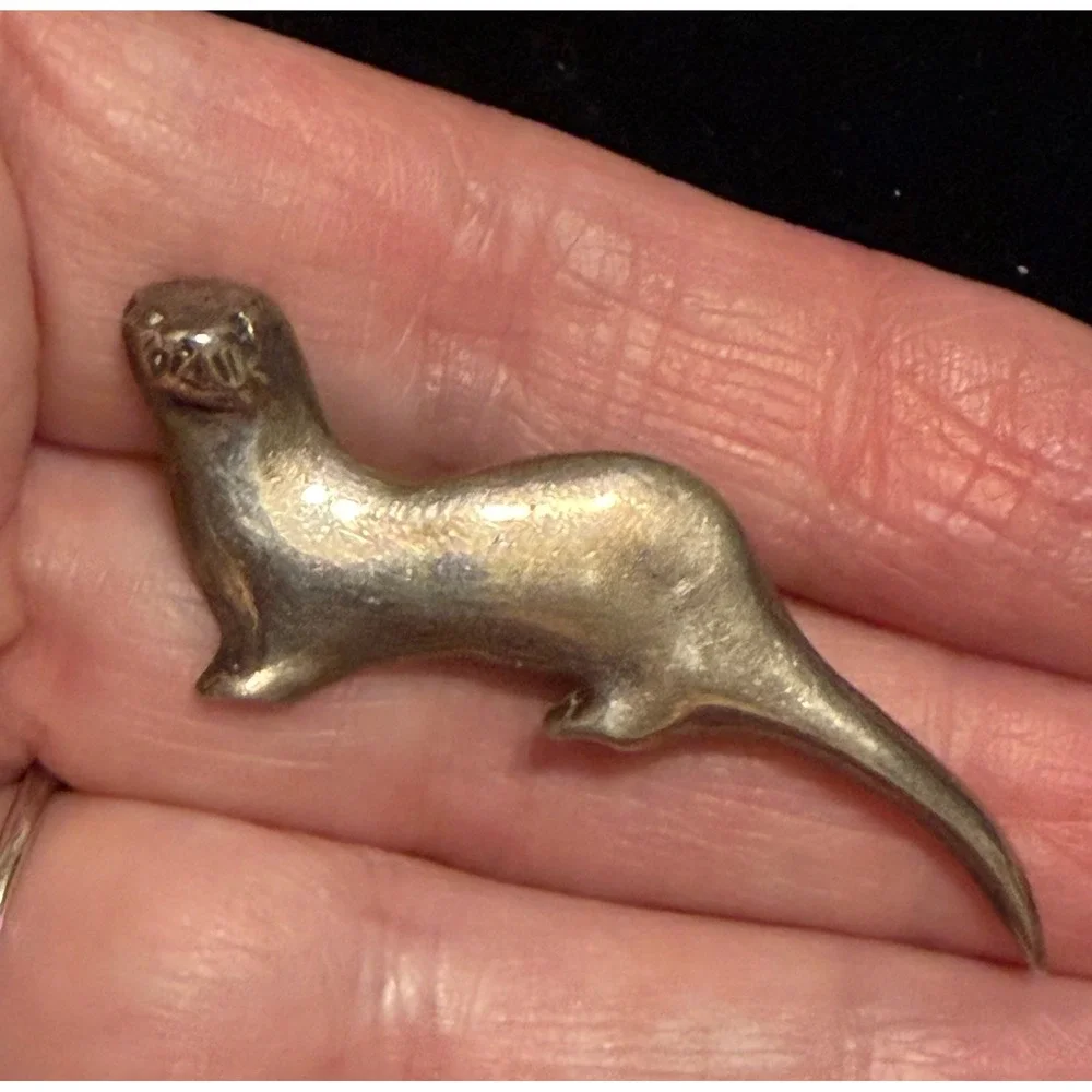 R. Nichols Sterling Silver Otter Pin